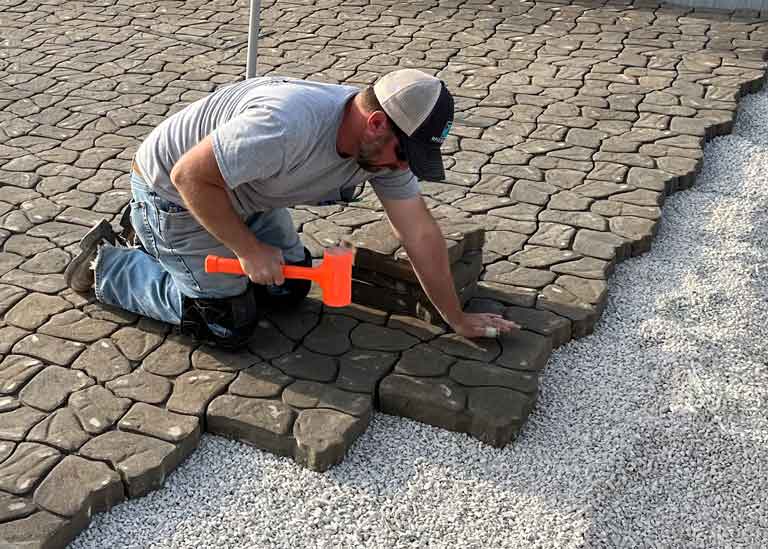 Why Hiring a Professional Hardscaping Contractor Is Worth the Investment